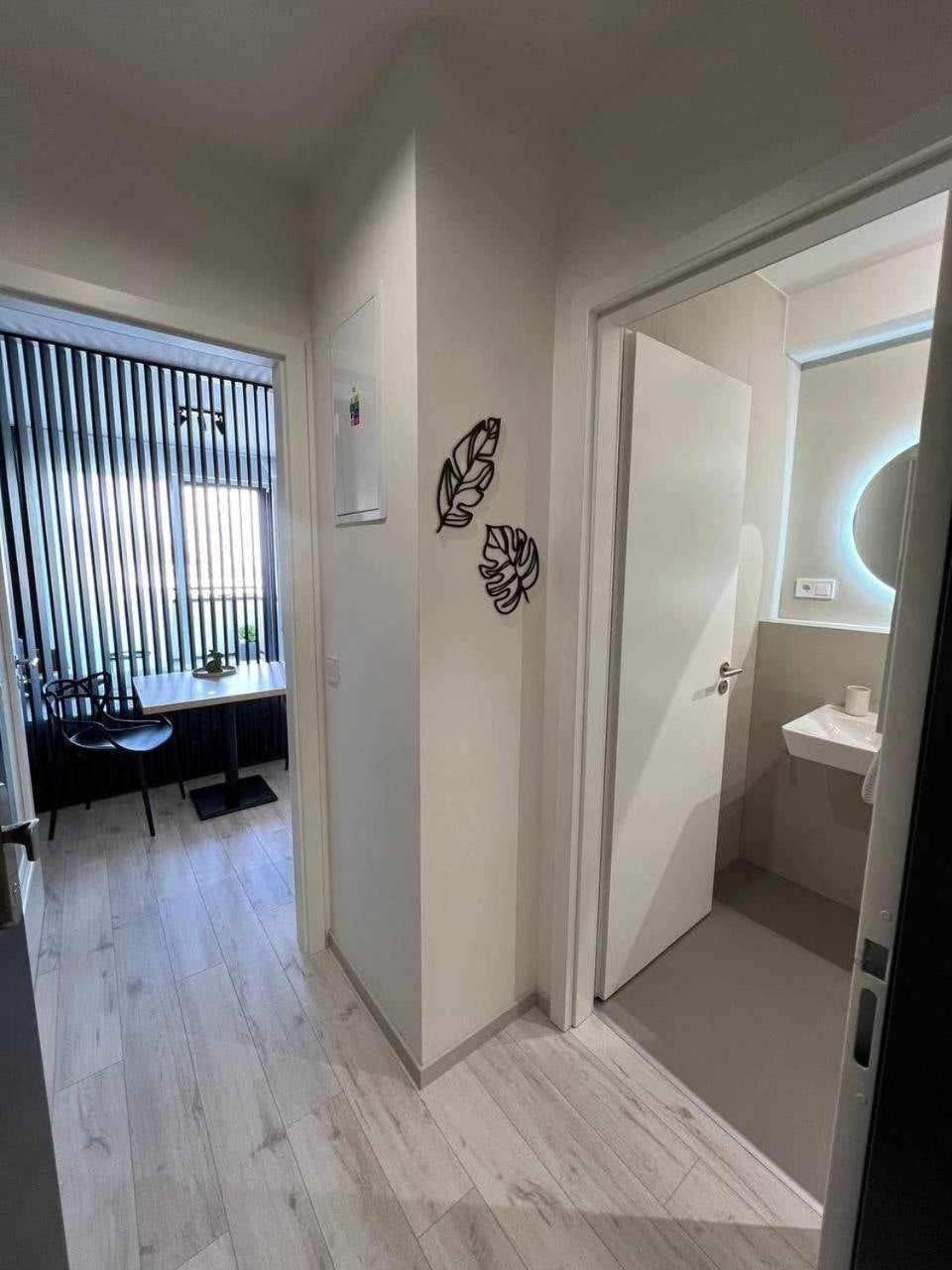 M&M1 Studio Apartment Near Center With Free Parking - Ac Kosice Exterior photo